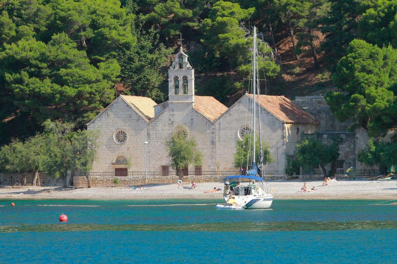 Val Comeza Komiža Exterior foto