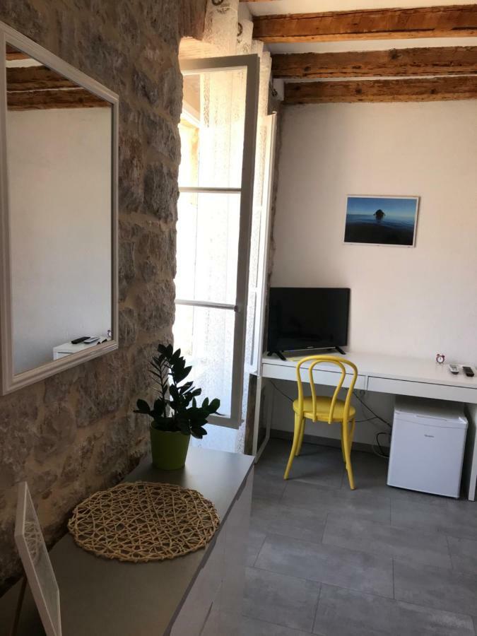 Val Comeza Komiža Exterior foto